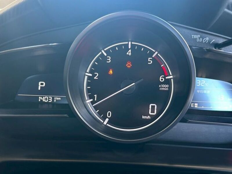 MAZDA2