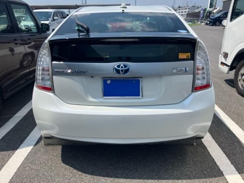 PRIUS PHV