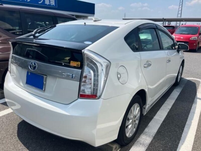 PRIUS PHV