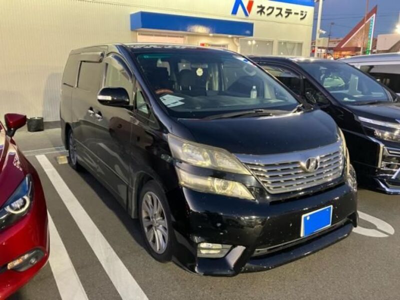 TOYOTA VELLFIRE