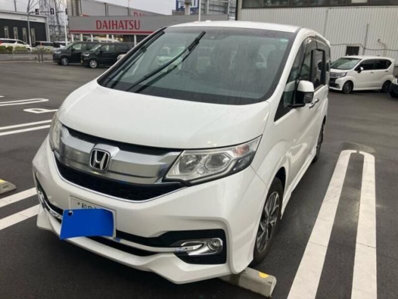 HONDA STEPWAGON SPADA