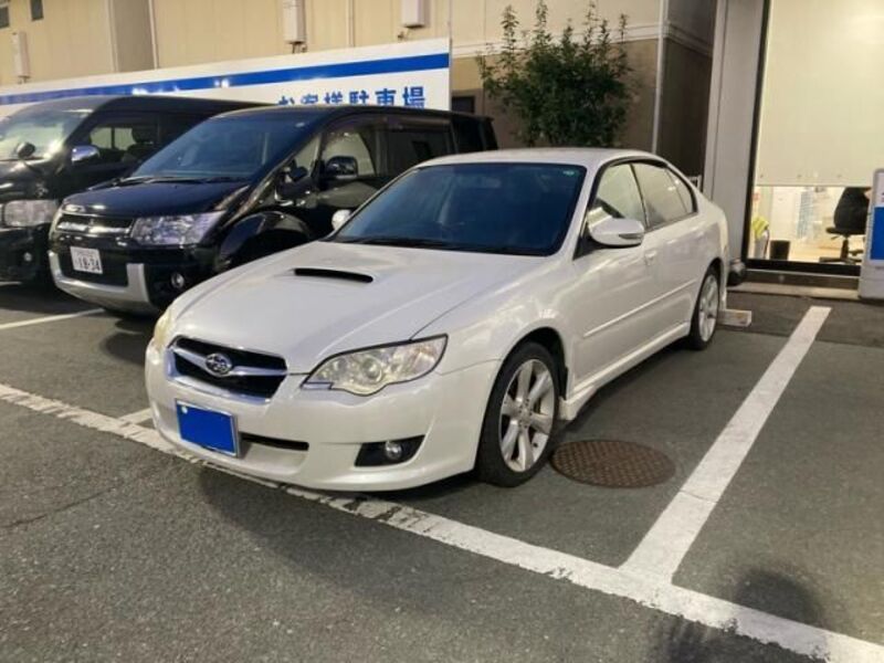 SUBARU LEGACY B4