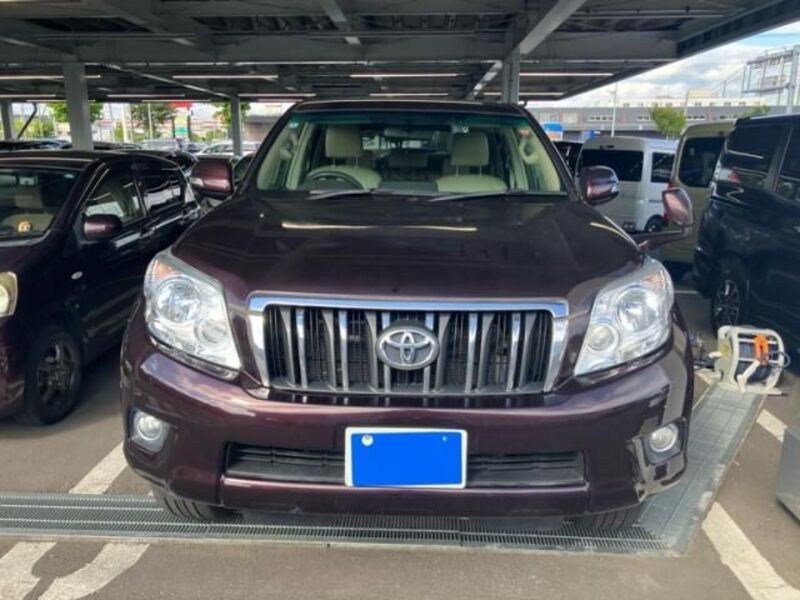 TOYOTA LAND CRUISER PRADO