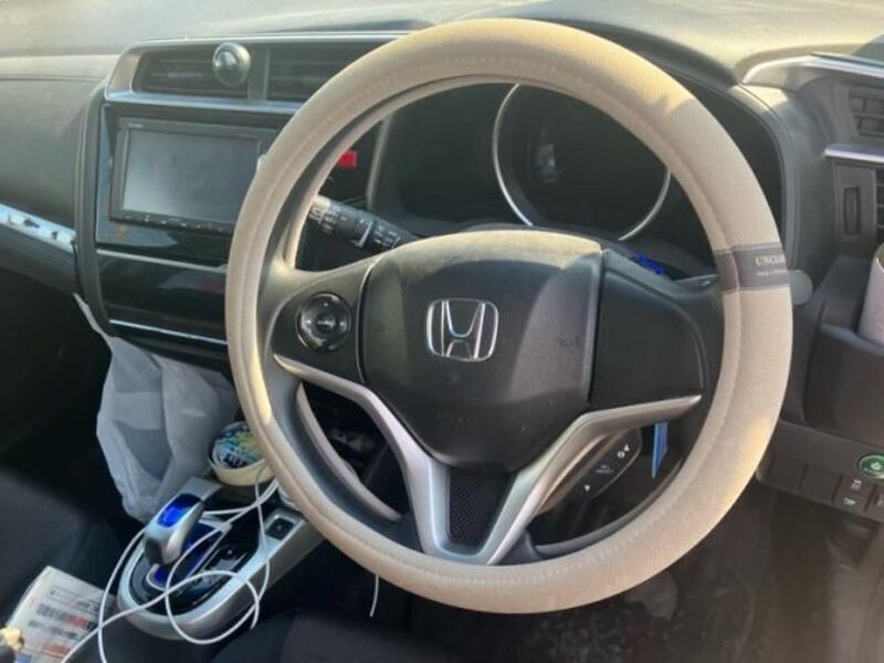 FIT HYBRID