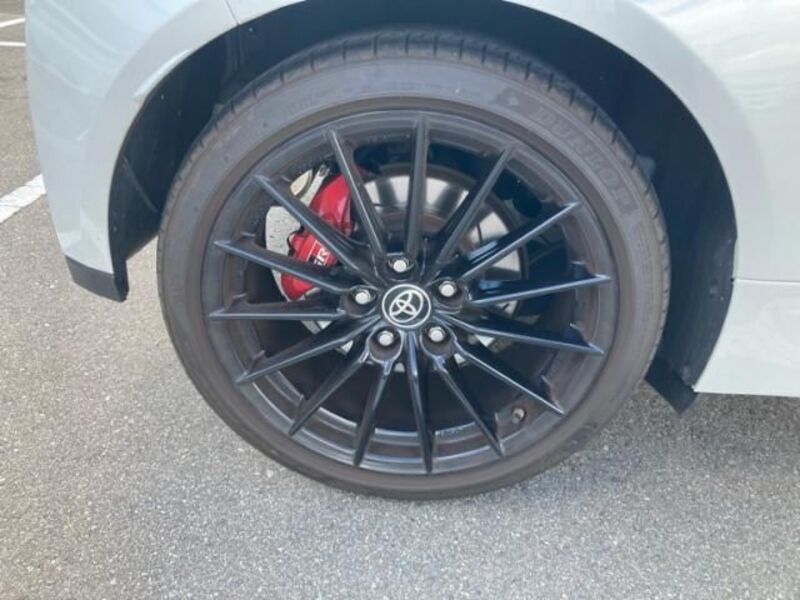 GR YARIS
