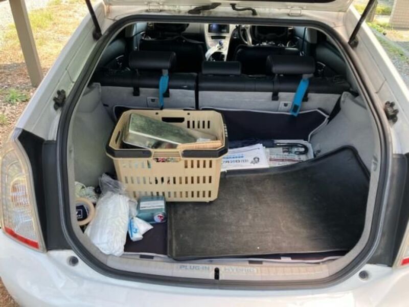 PRIUS PHV