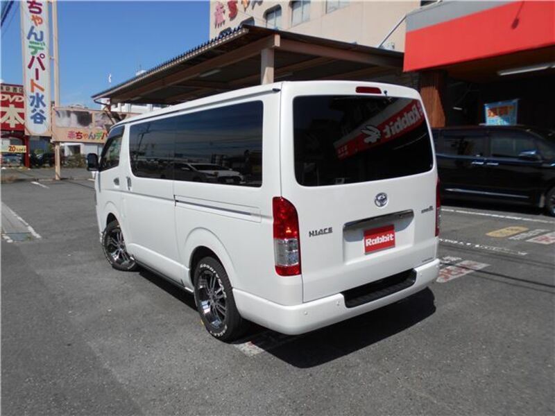HIACE