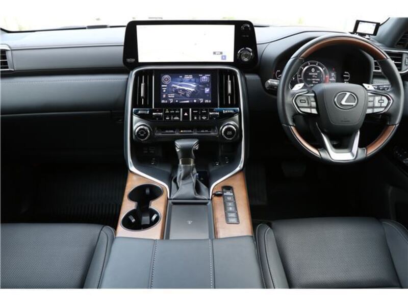 LX