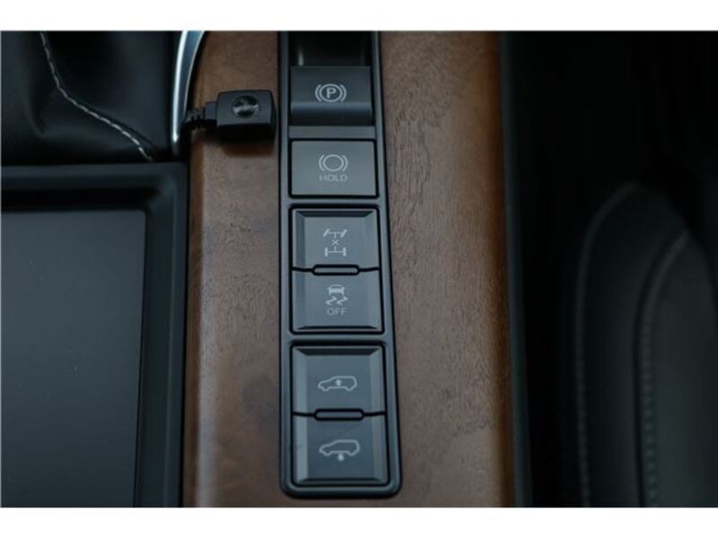 LX