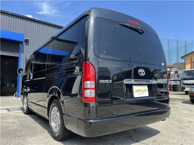 HIACE
