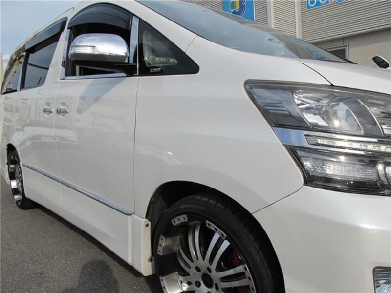 VELLFIRE