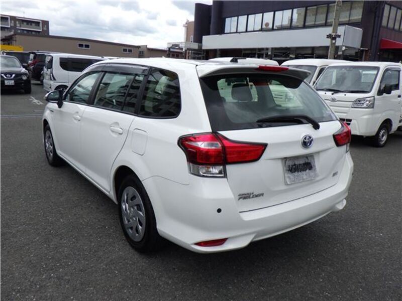 COROLLA FIELDER