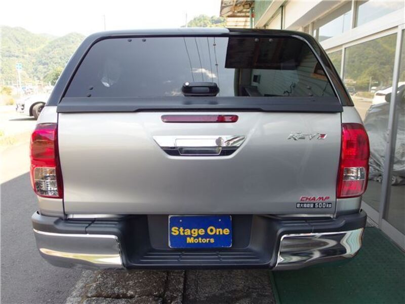 HILUX