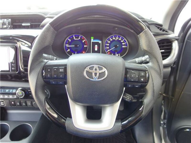 HILUX