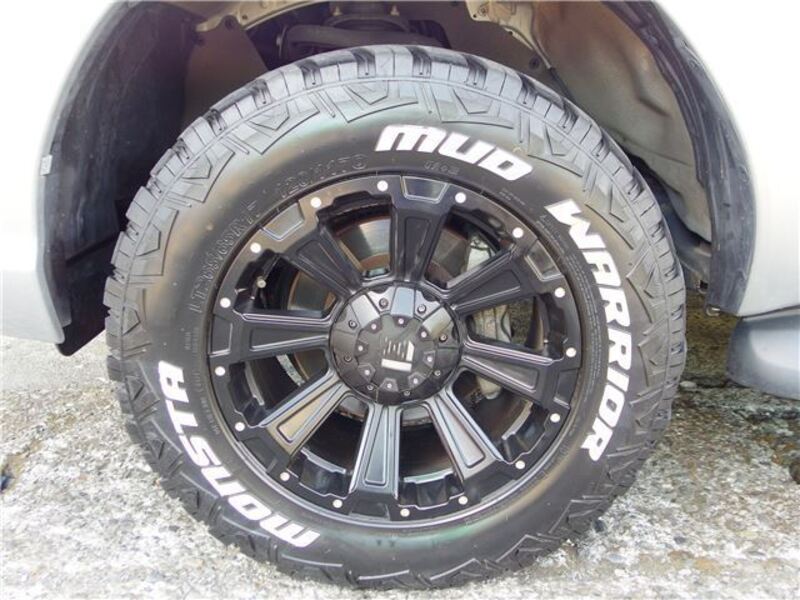 HILUX