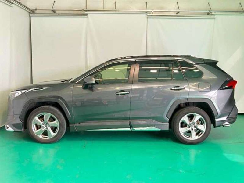 RAV4