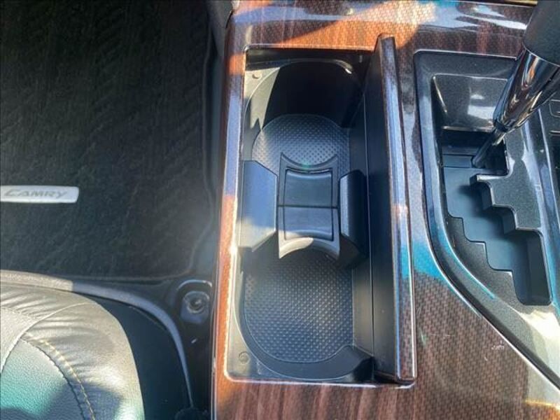CAMRY