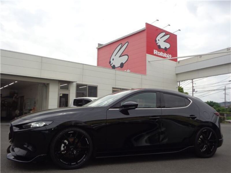 MAZDA3