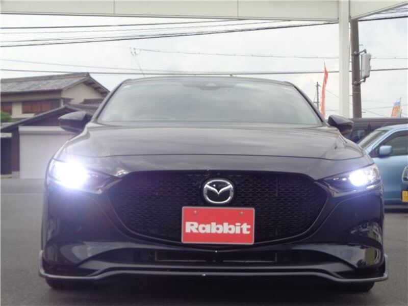 MAZDA3