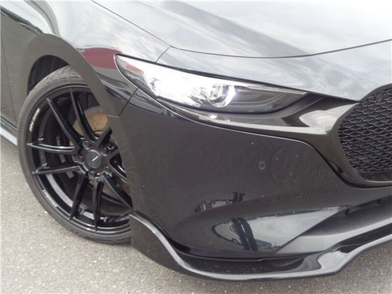 MAZDA3