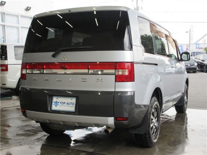 DELICA D5