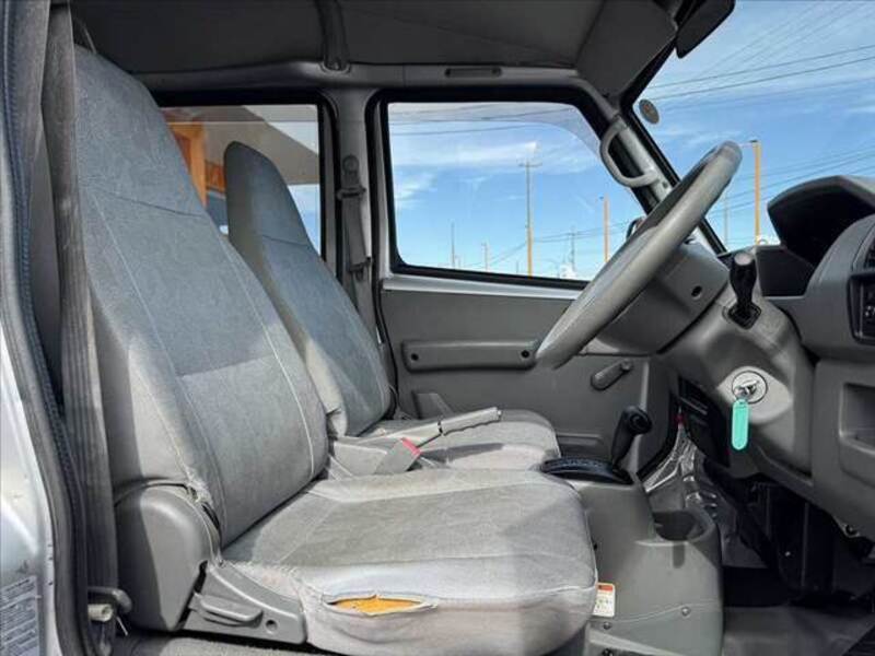 CLIPPER VAN