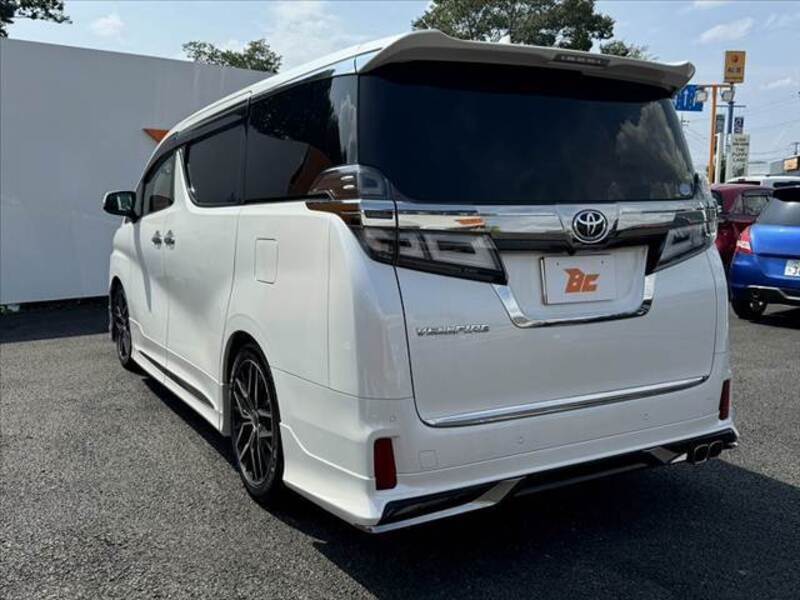 VELLFIRE