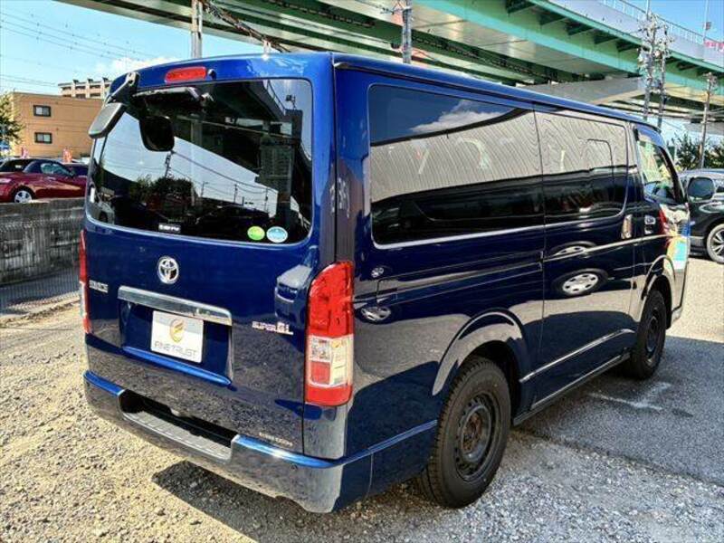 HIACE VAN