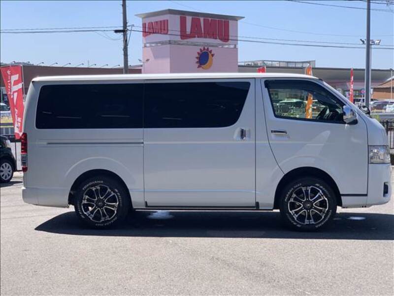 HIACE VAN