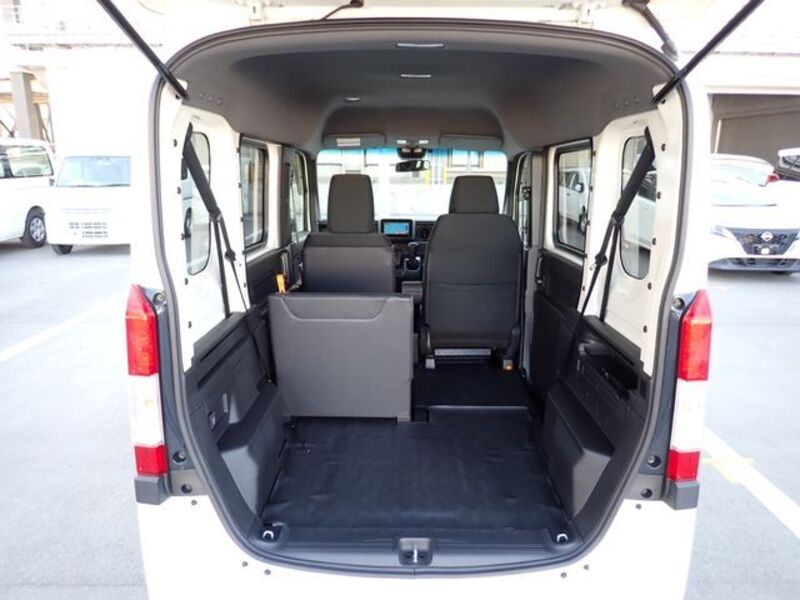 N-VAN