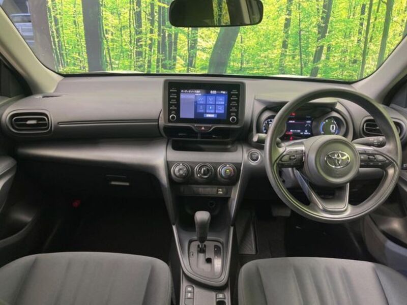 YARIS CROSS