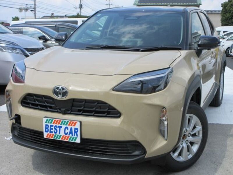 TOYOTA YARIS CROSS