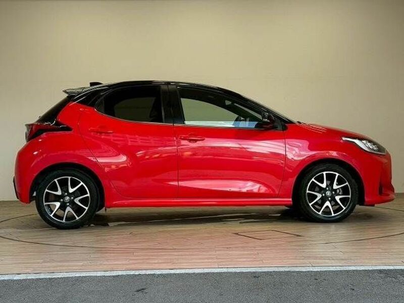 YARIS