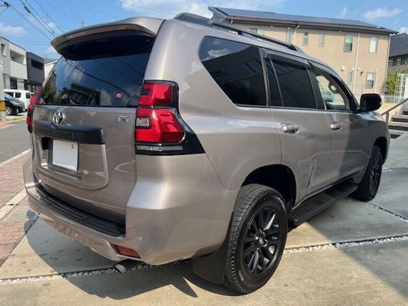 LAND CRUISER PRADO