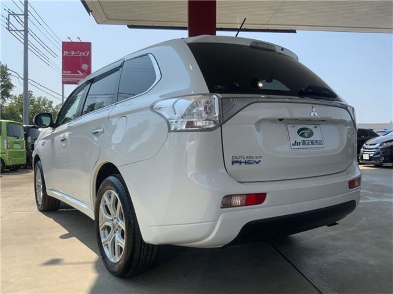 OUTLANDER PHEV