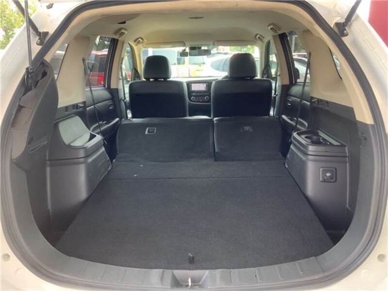 OUTLANDER PHEV