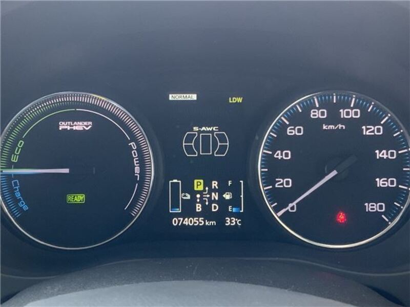 OUTLANDER PHEV