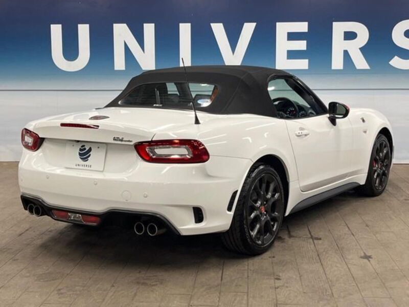 ABARTH 124 SPIDER