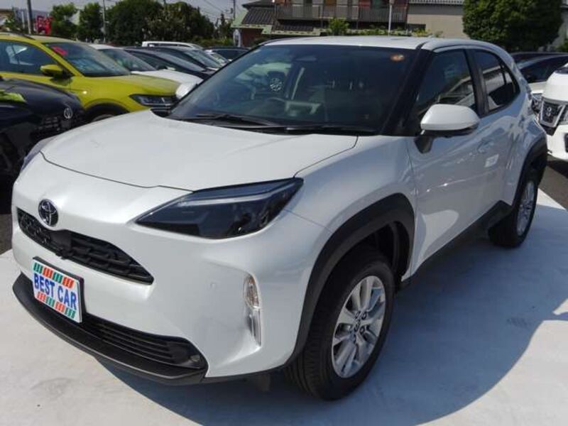 YARIS CROSS