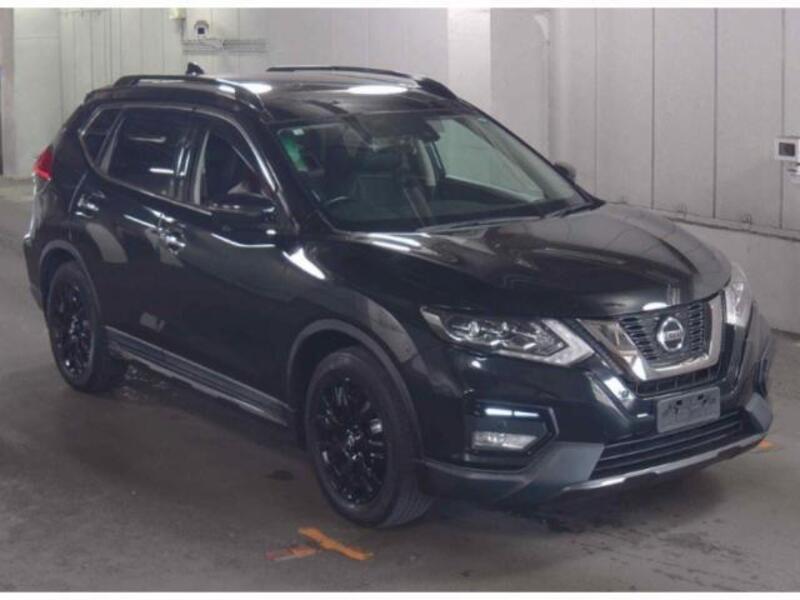 X-TRAIL