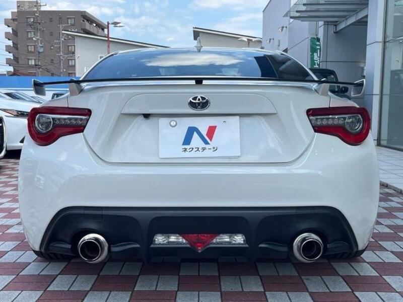 86