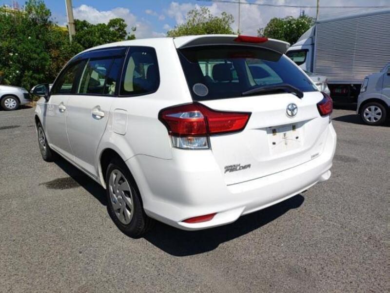 COROLLA FIELDER