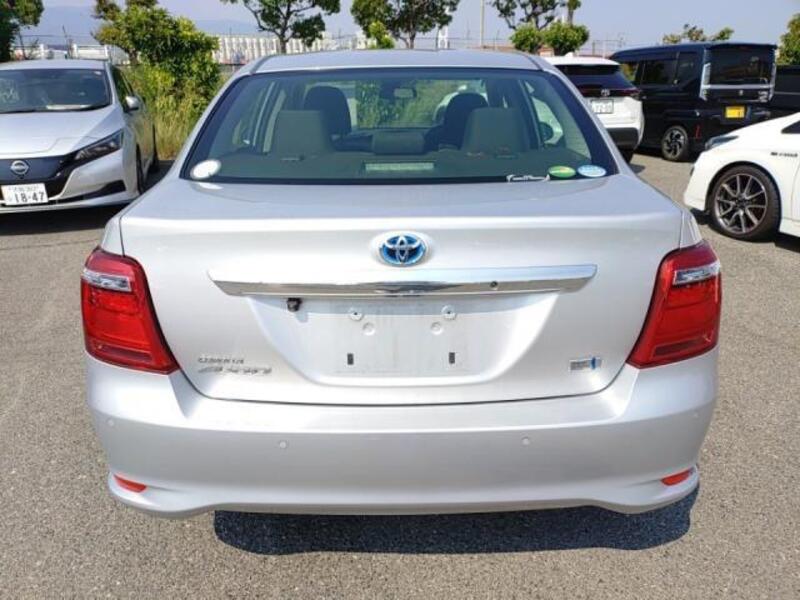 COROLLA AXIO