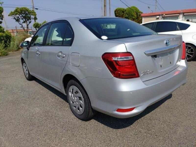 COROLLA AXIO