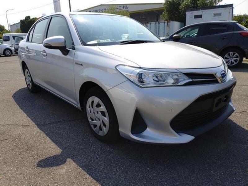 COROLLA AXIO