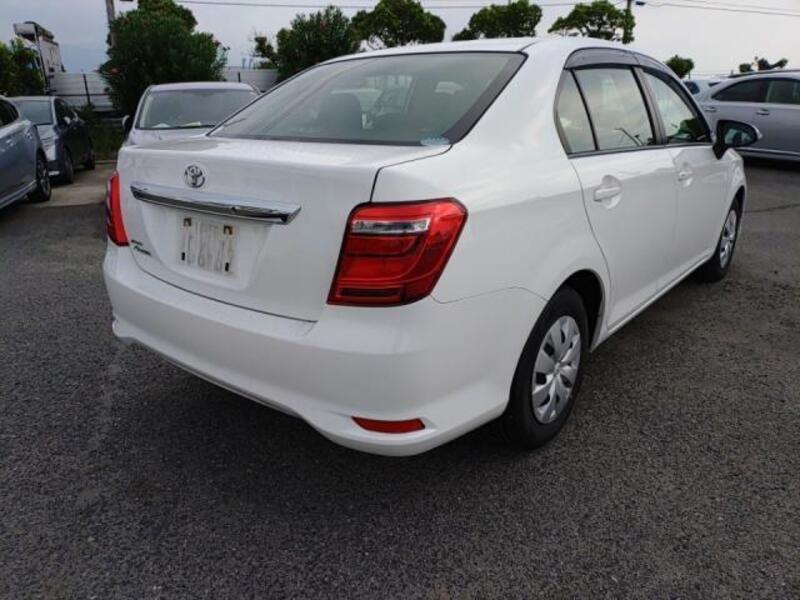 COROLLA AXIO