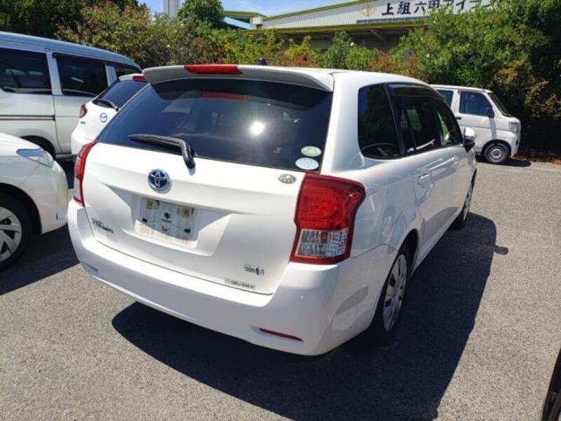 COROLLA FIELDER