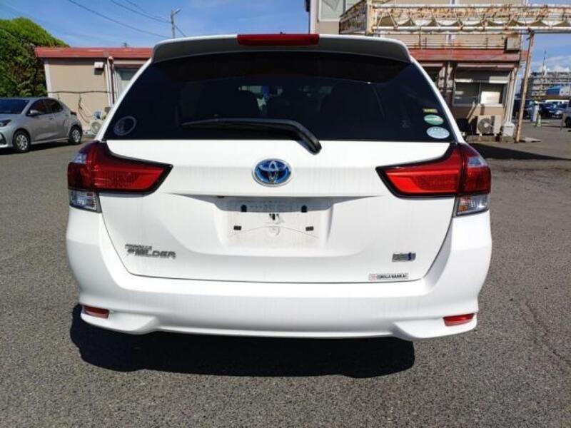 COROLLA FIELDER