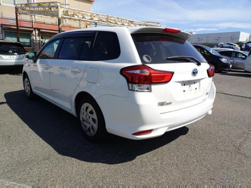 COROLLA FIELDER