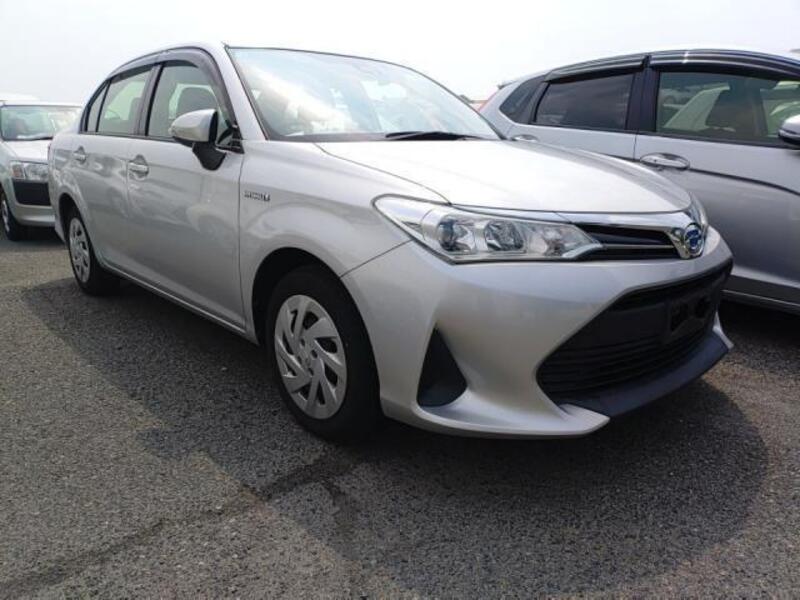 COROLLA AXIO